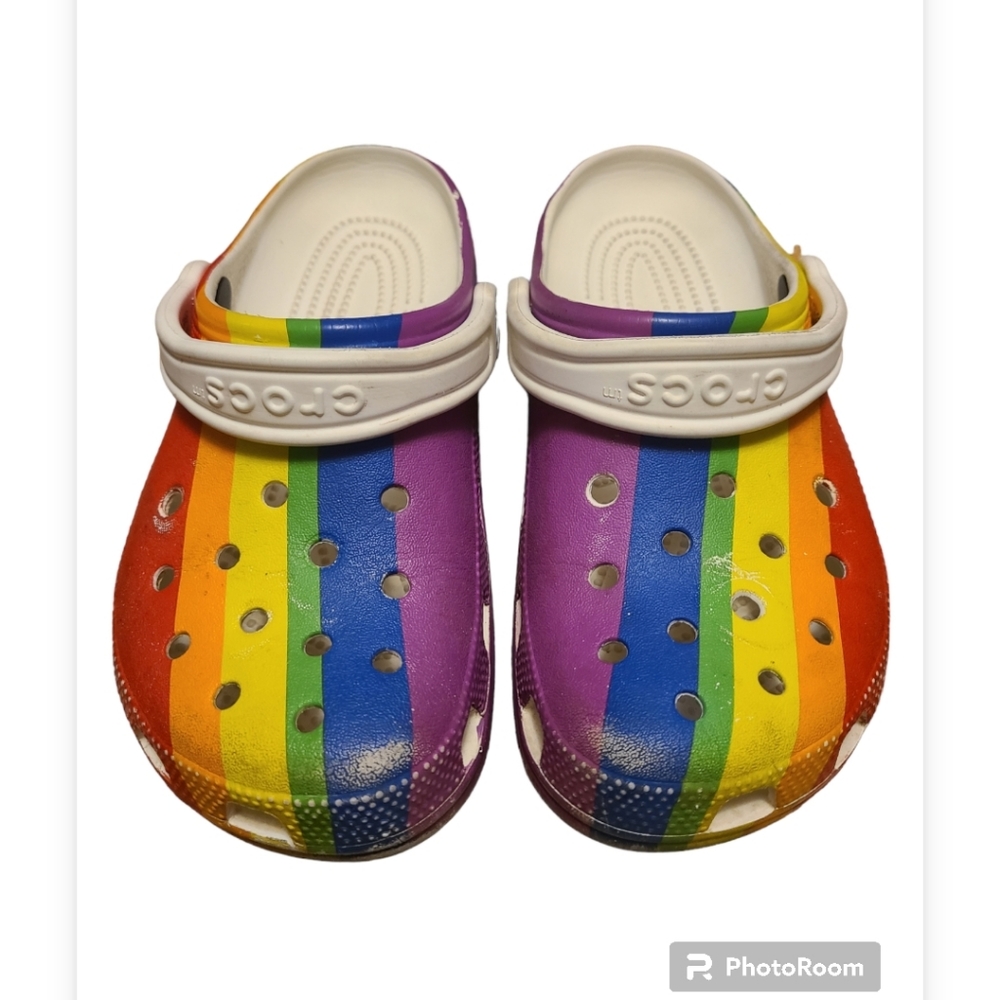 Crocs rainbow